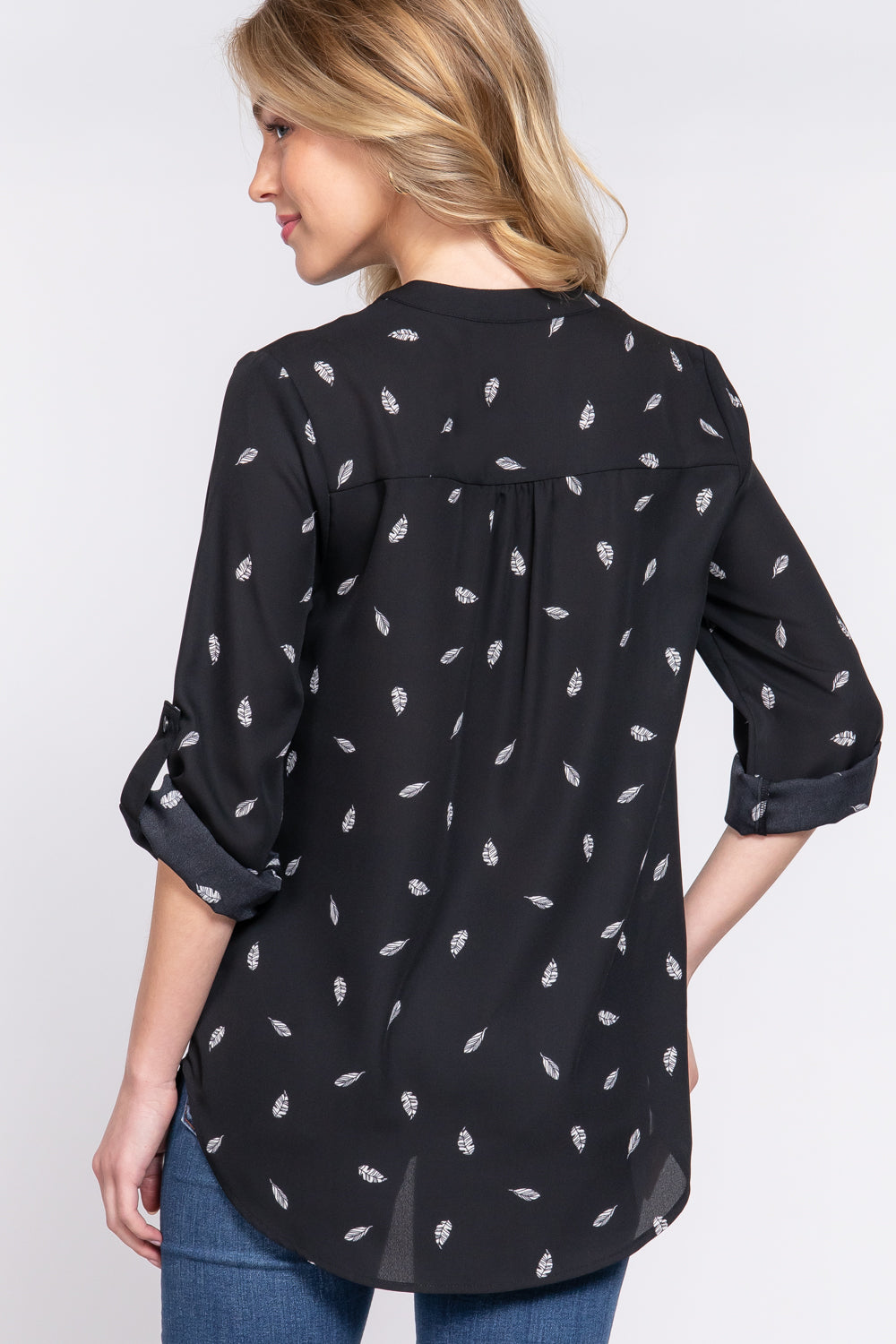 3/4 Roll Up Slv V-neck Print Blouse